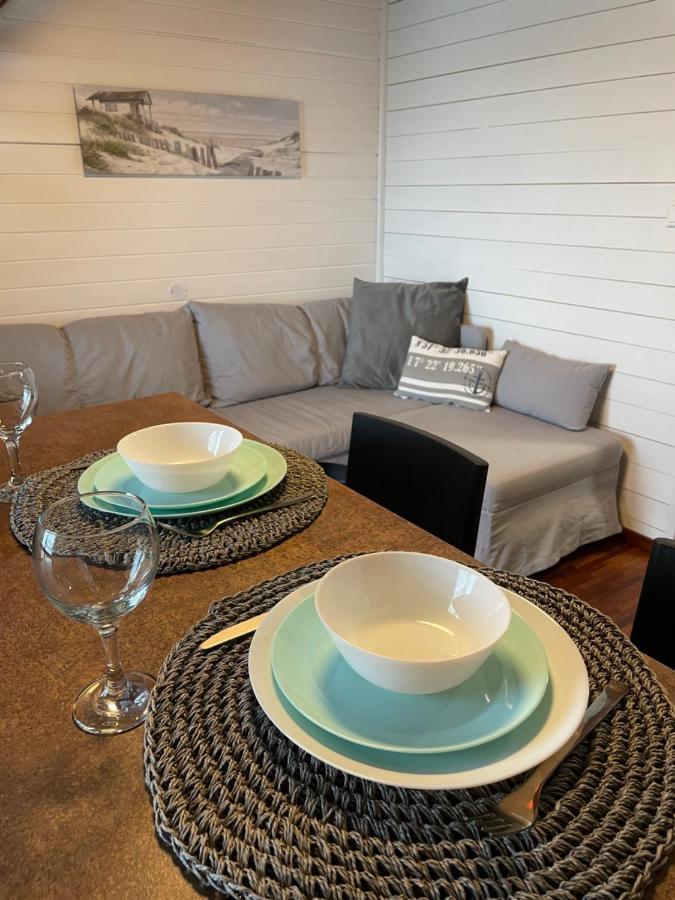 Bungalov Na Vode - Lobster Apartman Szenc Kültér fotó